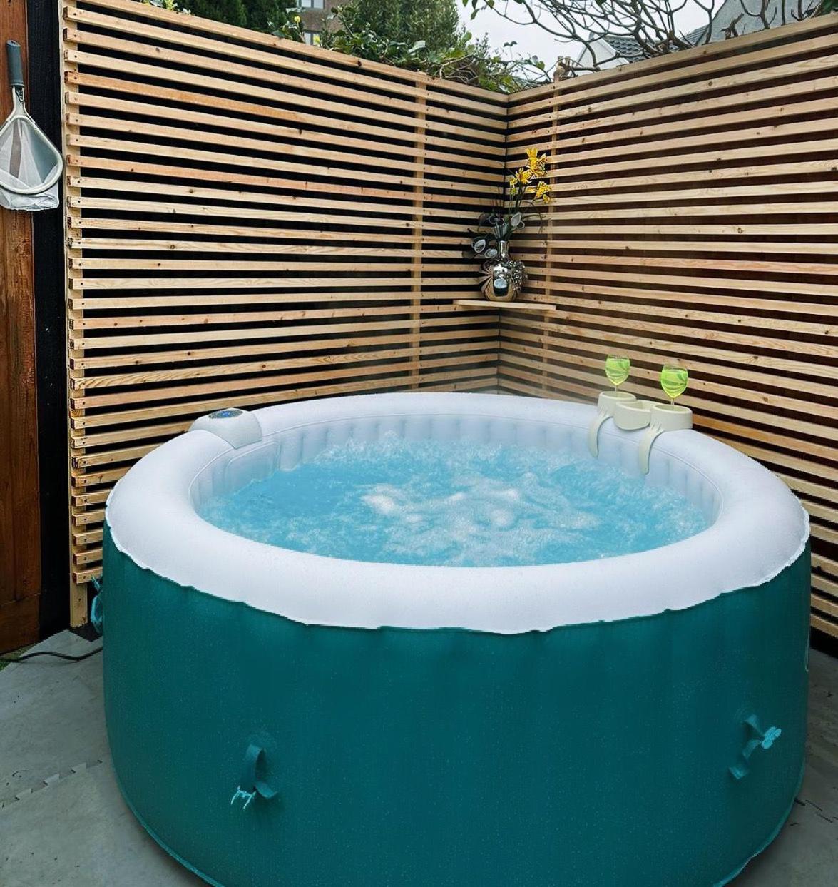 1 Bedroom Apartment With Hot Tub In Cardiff Buitenkant foto