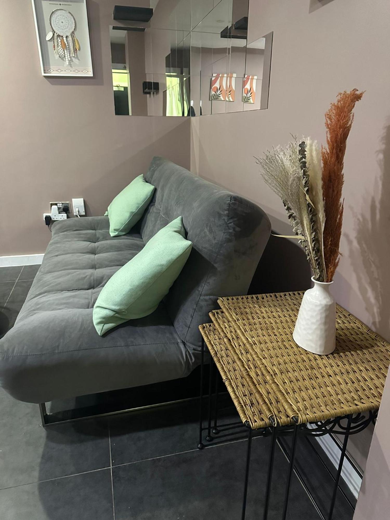 1 Bedroom Apartment With Hot Tub In Cardiff Buitenkant foto